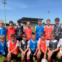 Rumiserv réalise un nouveau jeu de chasuble pour les U14
